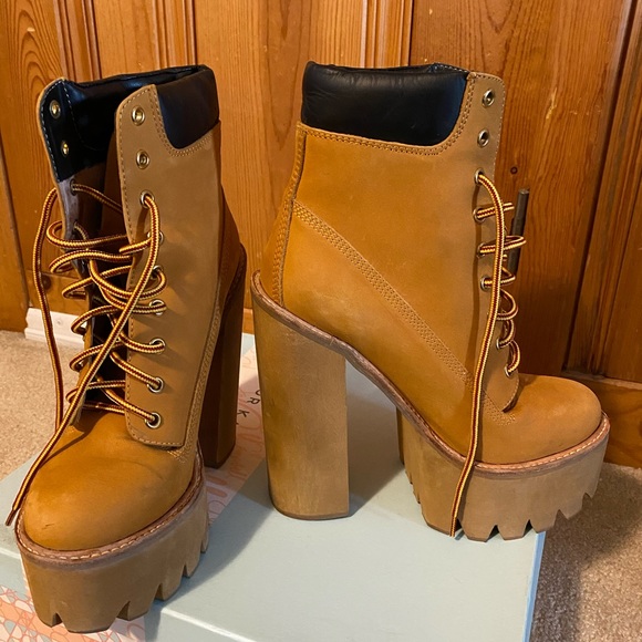 Jeffrey Campbell HBIC Wheat platform Boot - Picture 8 of 10